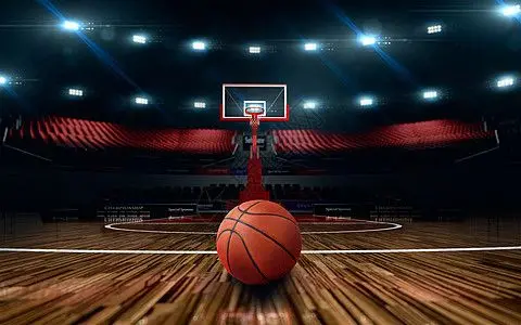 NBA夏季联赛：猛龙vs马刺，新星闪耀还是潜力股？年轻阵容的激情碰撞与未来展望！
